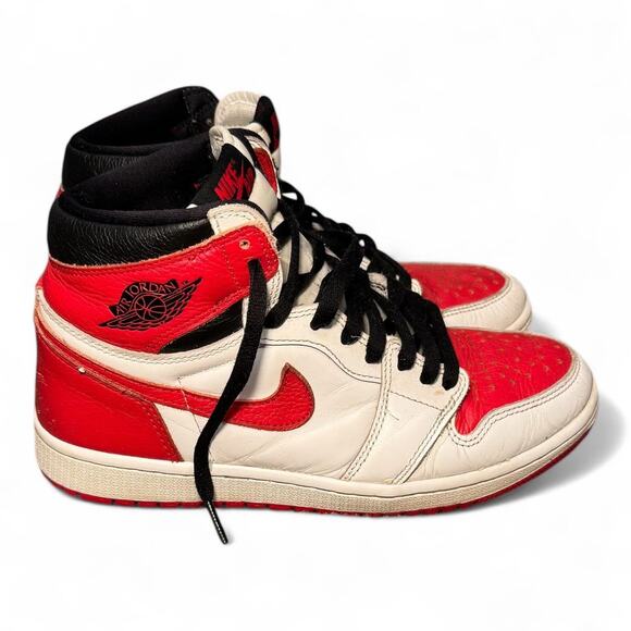 US 8 Air Jordan 1 Retro High OG “Heritage” – White/Red 2022 - Picture 4 of 8